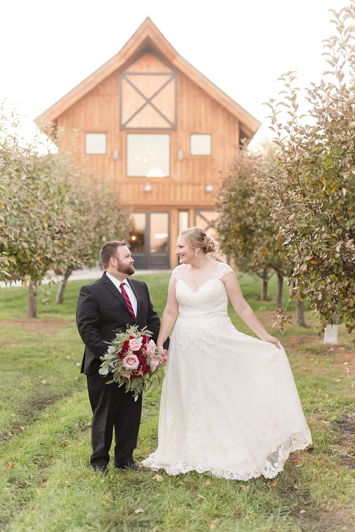 Meadow Barn Wedding Photos Sioux Falls Wedding Photographer